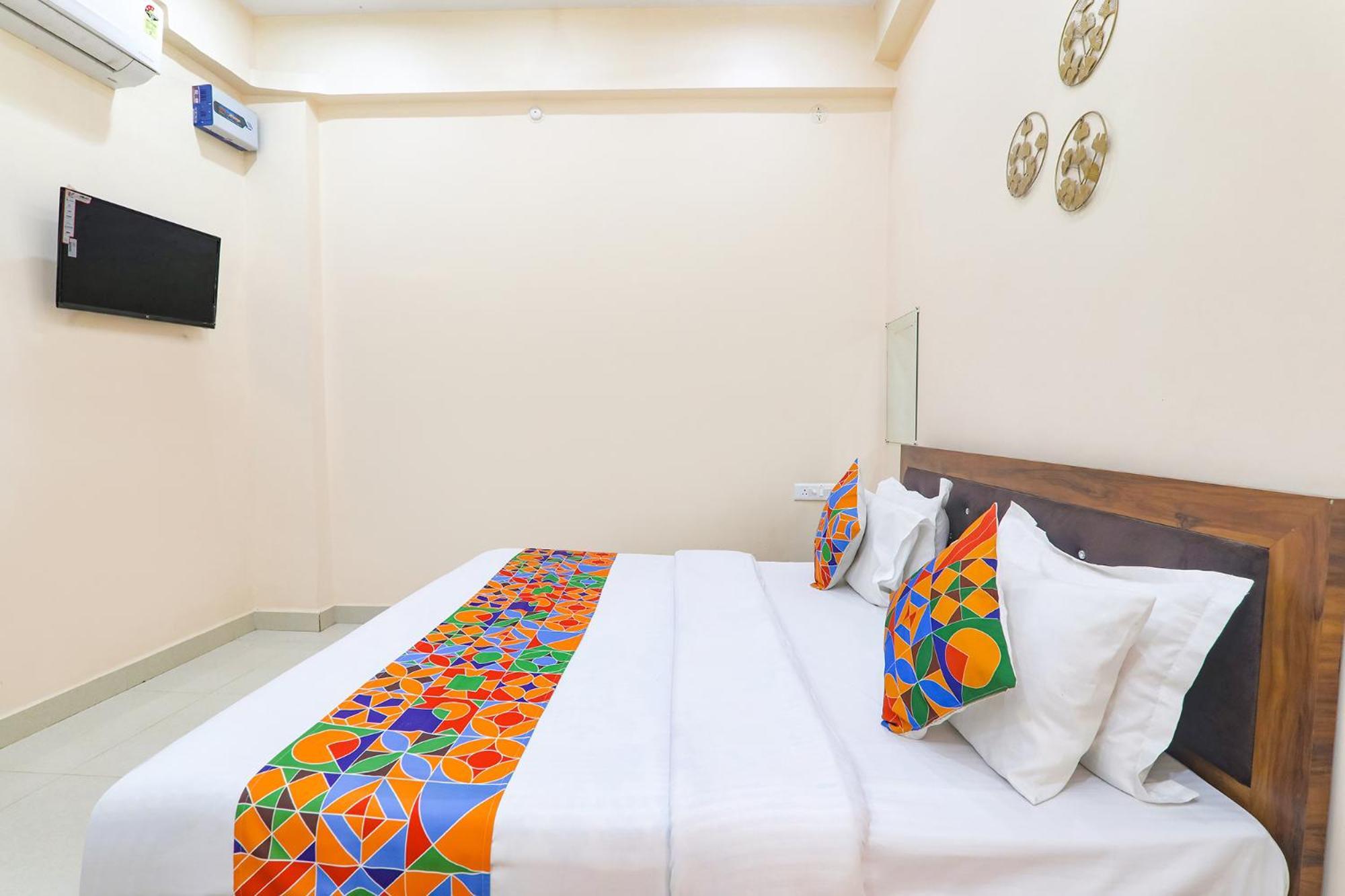 Fabhotel Rk Palace Ayodhya المظهر الخارجي الصورة