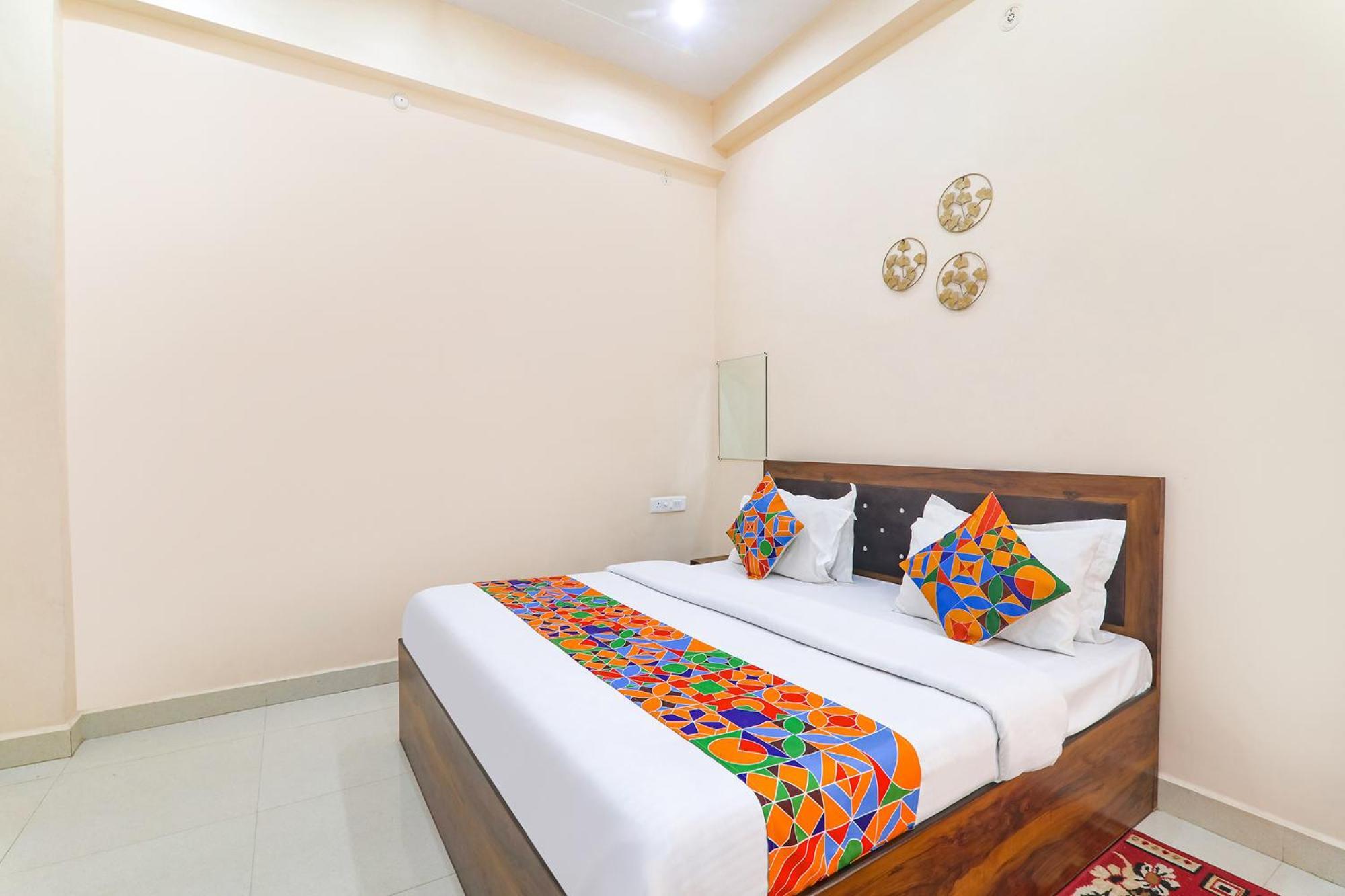 Fabhotel Rk Palace Ayodhya المظهر الخارجي الصورة