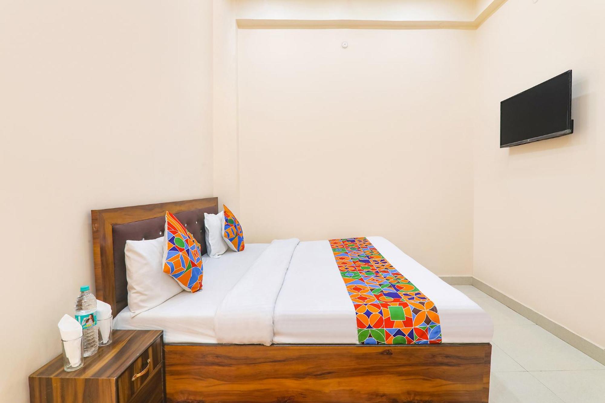 Fabhotel Rk Palace Ayodhya المظهر الخارجي الصورة
